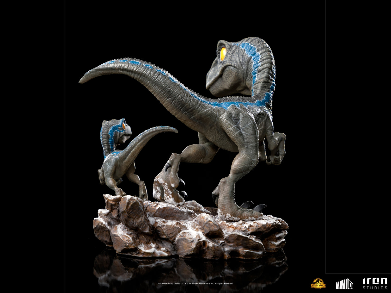 Blue and Beta - Jurassic World: Domination - MiniCo - Iron Studios