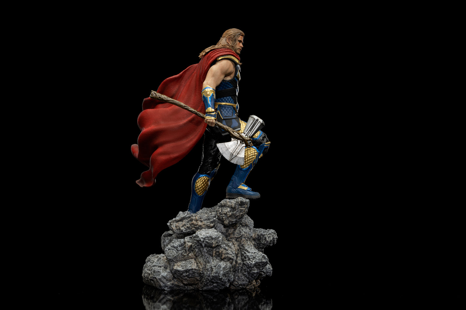 Thor - Thor Love and Thunder - BDS Art Scale 1/10 - Iron Studios