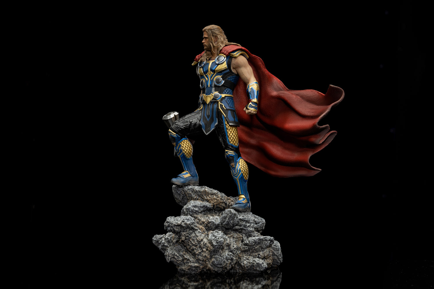 Thor - Thor Love and Thunder - BDS Art Scale 1/10 - Iron Studios