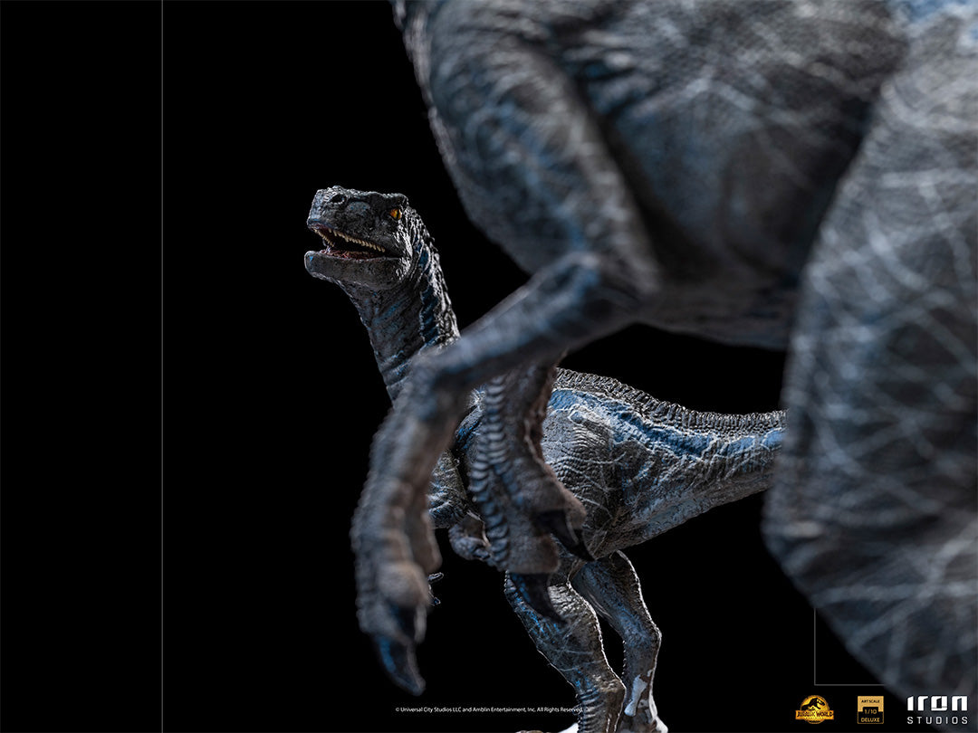 Blue and Beta Deluxe - Jurassic World: Domination - Art Scal